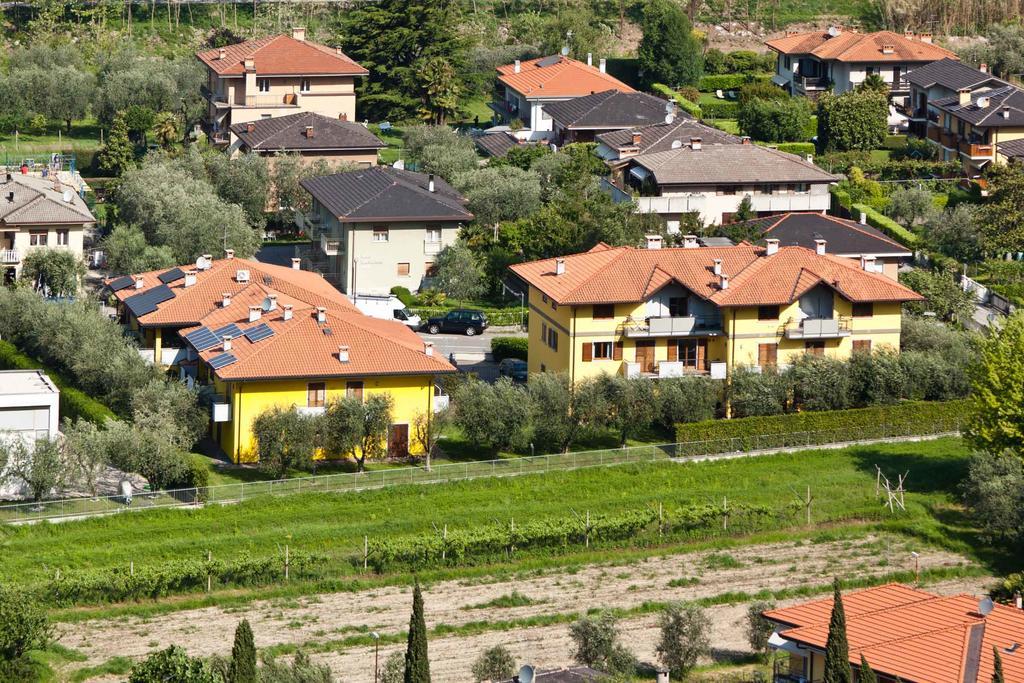 Casa Carla Aparthotel Torbole Sul Garda Exterior foto