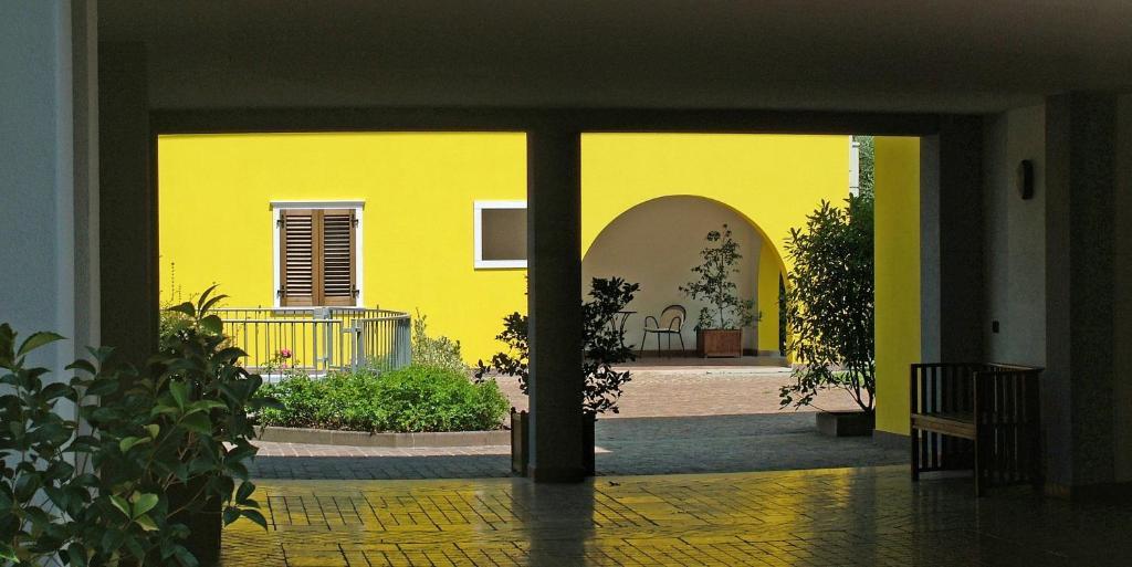 Casa Carla Aparthotel Torbole Sul Garda Exterior foto