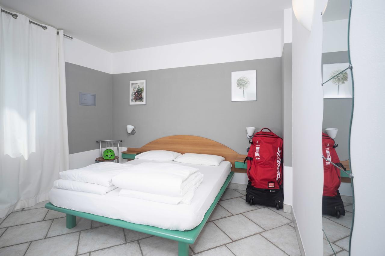 Casa Carla Aparthotel Torbole Sul Garda Exterior foto